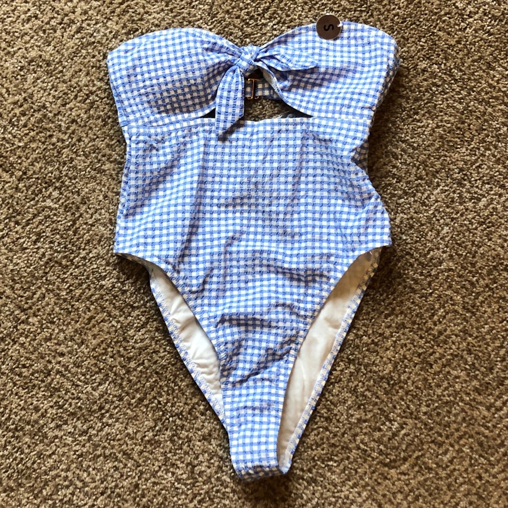 One piece bathing suit